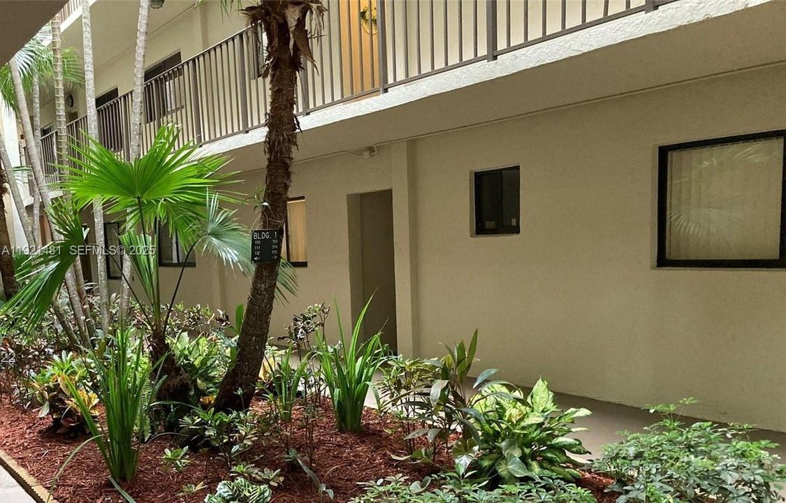 En Renta: $2,300 (2 camas, 2 baños, 965 Pies cuadrados)