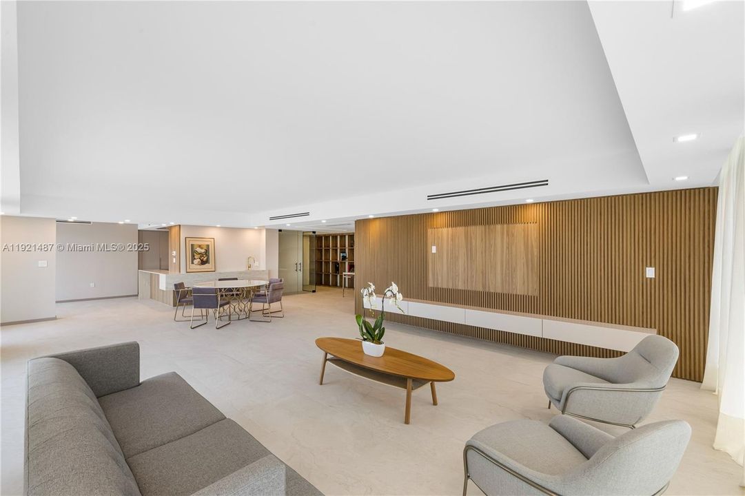 На продажу: $5,750,000 (4 спален, 5 ванн, 3300 Квадратных фут)