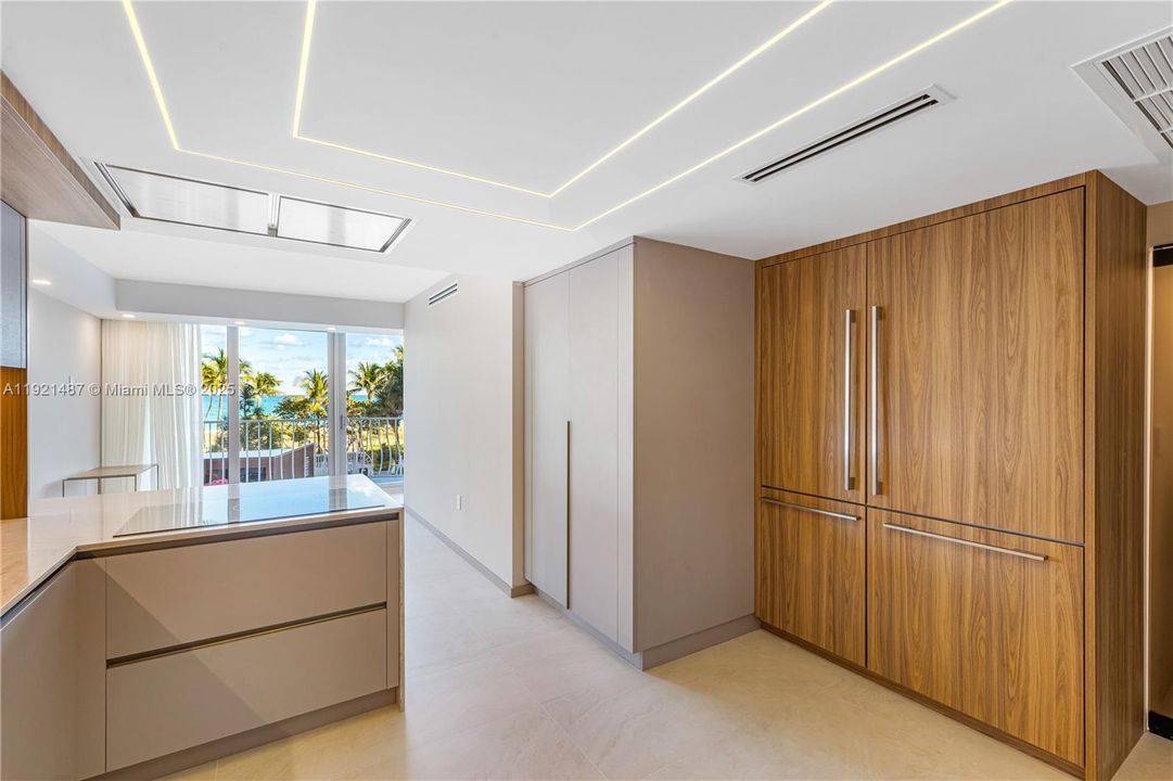 Double Refrigerators and Freezers