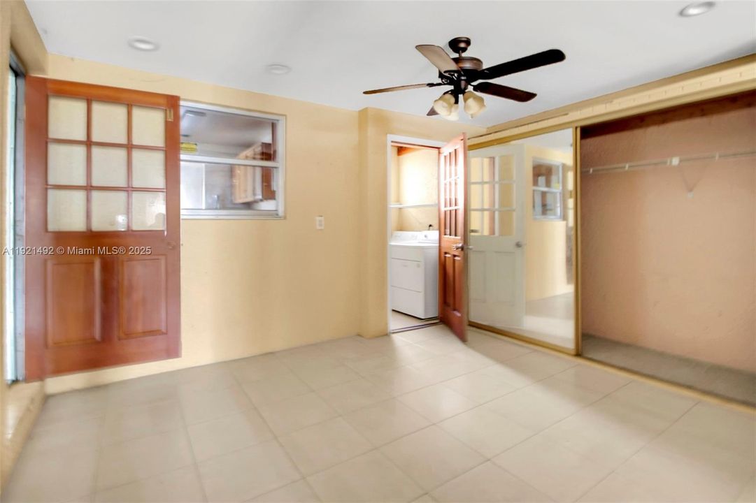 待售: $383,000 (2 贝兹, 2 浴室, 1308 平方英尺)