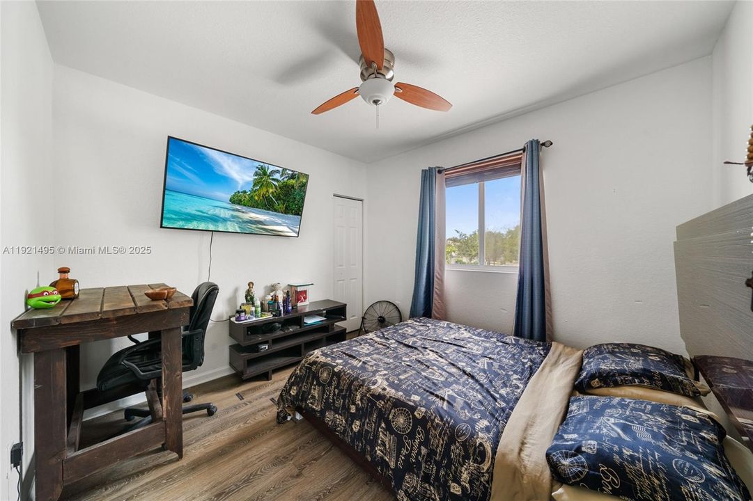 For Sale: $575,000 (4 beds, 2 baths, 2058 Square Feet)