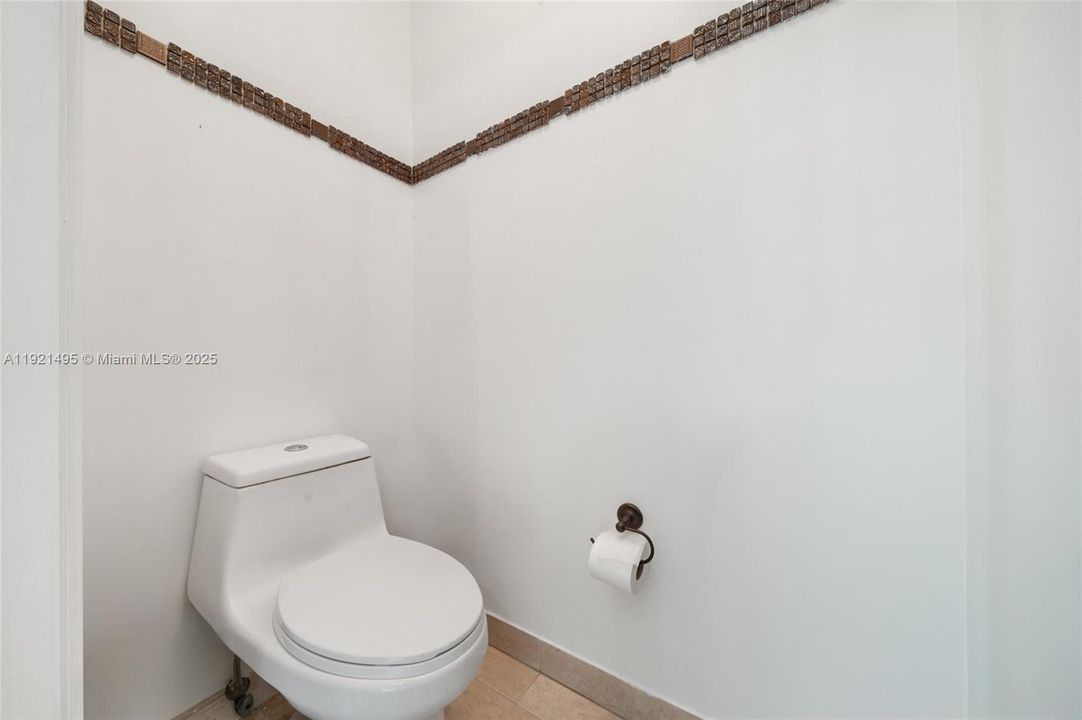 For Sale: $575,000 (4 beds, 2 baths, 2058 Square Feet)