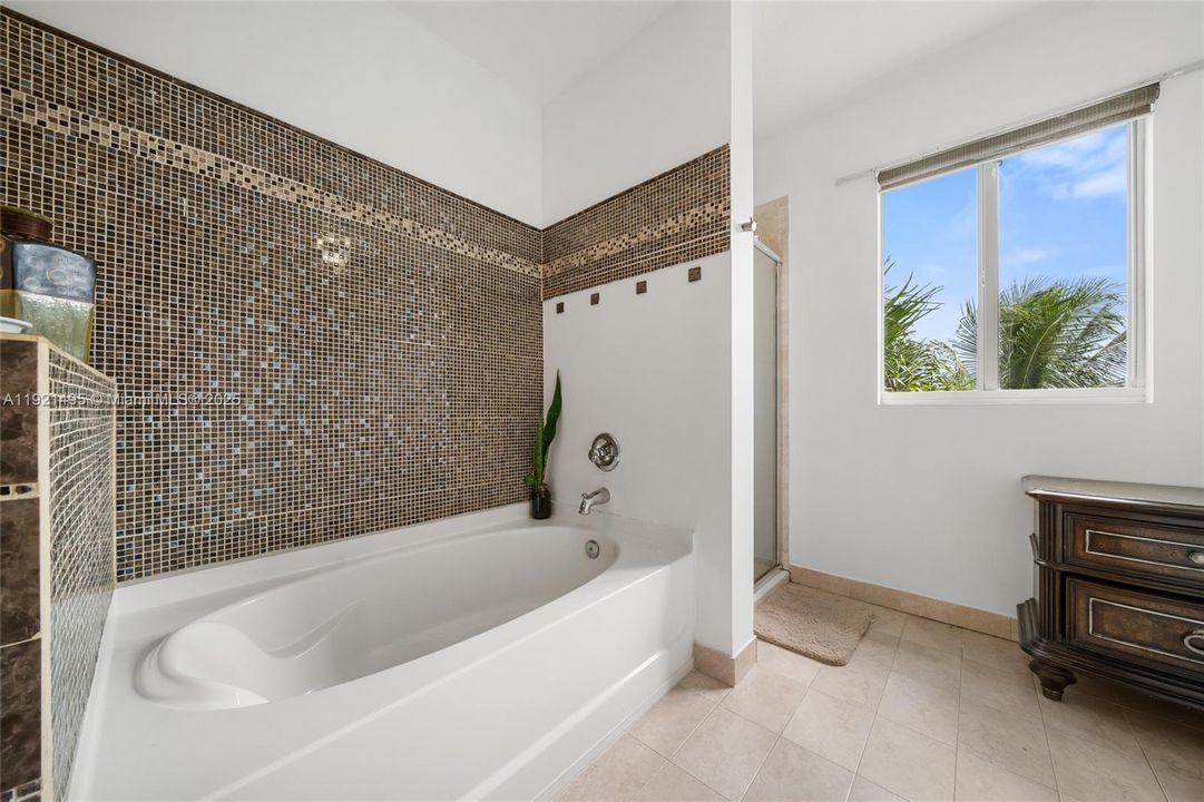 For Sale: $575,000 (4 beds, 2 baths, 2058 Square Feet)