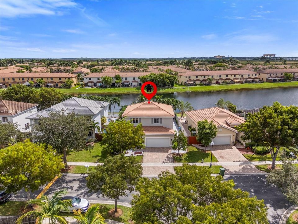 For Sale: $575,000 (4 beds, 2 baths, 2058 Square Feet)