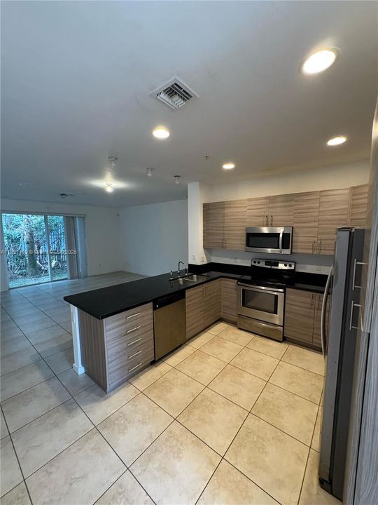 En Venta: $429,999 (3 camas, 2 baños, 1500 Pies cuadrados)