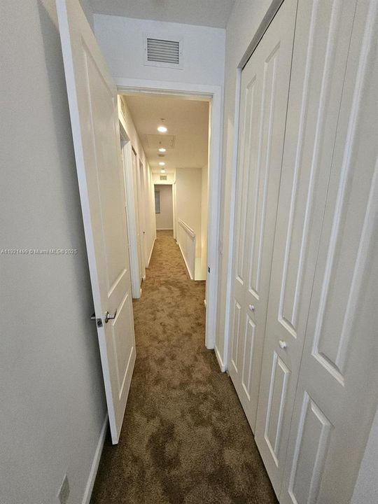 En Venta: $429,999 (3 camas, 2 baños, 1500 Pies cuadrados)