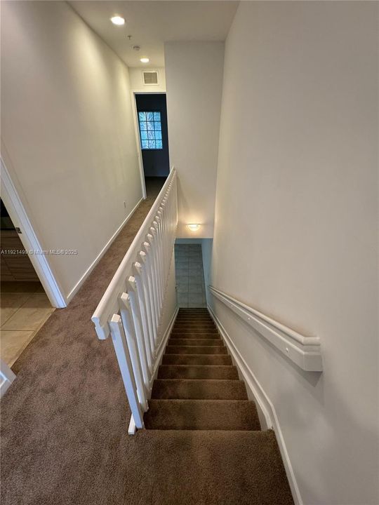 En Venta: $429,999 (3 camas, 2 baños, 1500 Pies cuadrados)