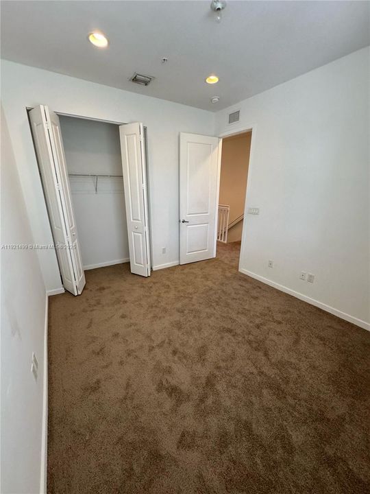 En Venta: $429,999 (3 camas, 2 baños, 1500 Pies cuadrados)