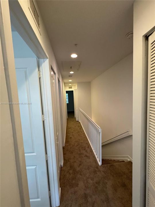 En Venta: $429,999 (3 camas, 2 baños, 1500 Pies cuadrados)