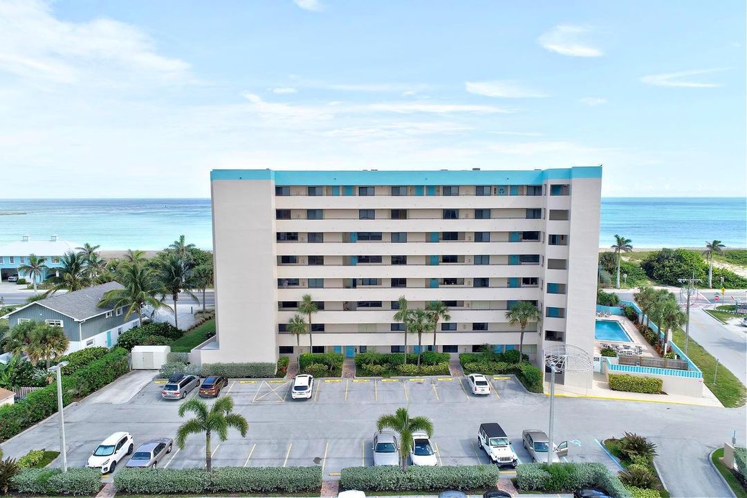 AVALON BEACH CLUB CONDOMINIUM...
