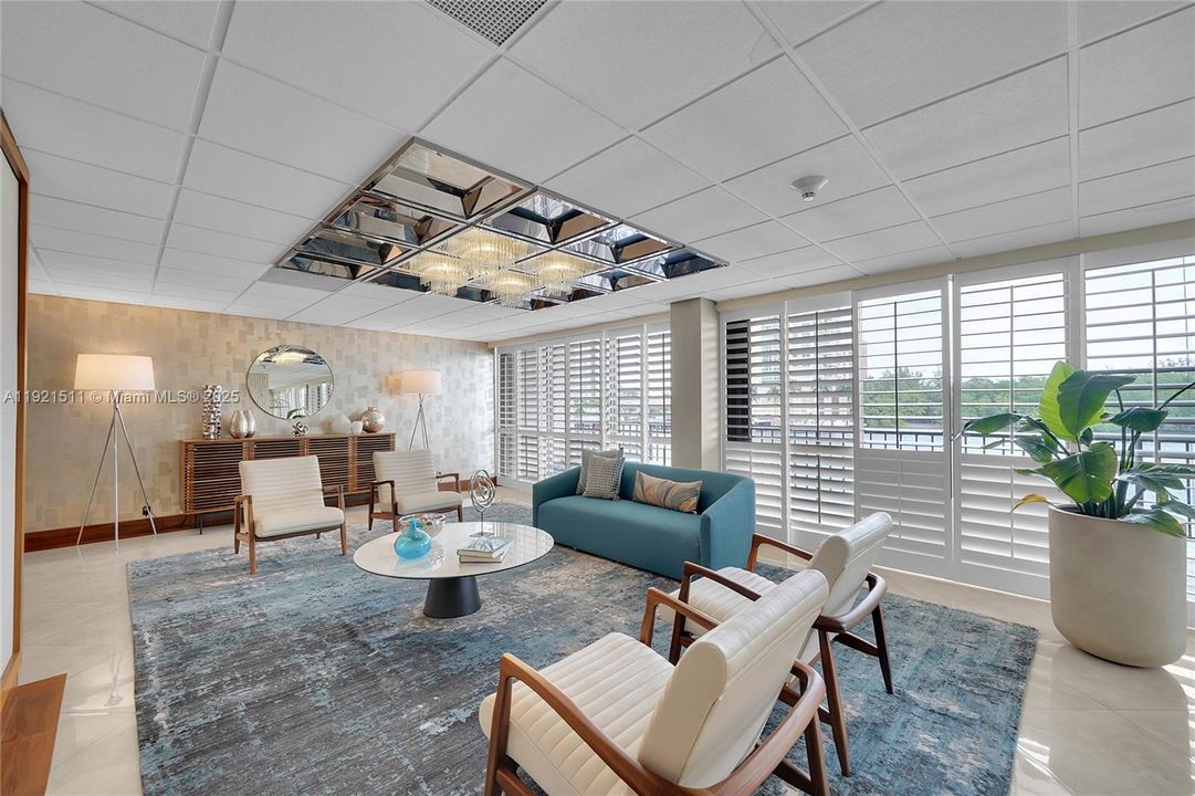 For Sale: $1,599,000 (2 beds, 2 baths, 3305 Square Feet)