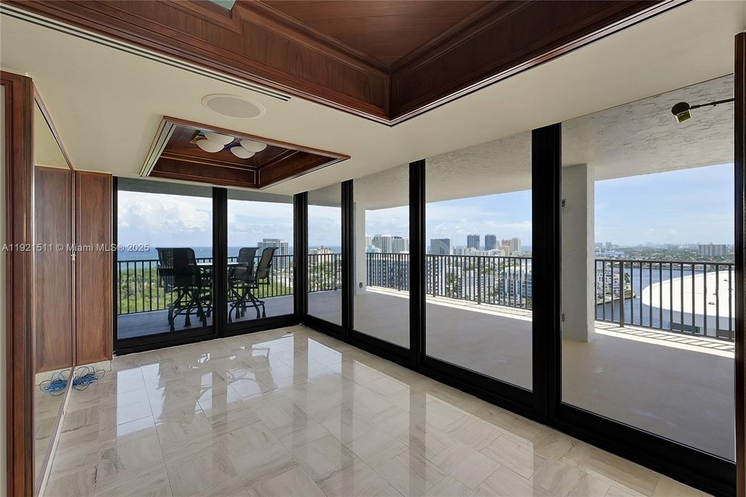 For Sale: $1,599,000 (2 beds, 2 baths, 3305 Square Feet)