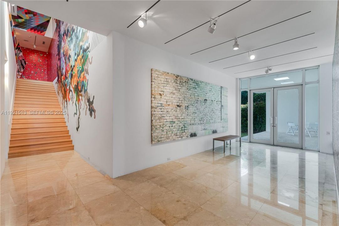 待售: $26,000,000 (3 贝兹, 4 浴室, 10926 平方英尺)