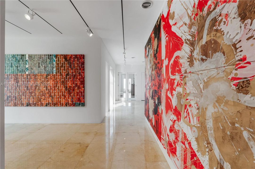 待售: $26,000,000 (3 贝兹, 4 浴室, 10926 平方英尺)