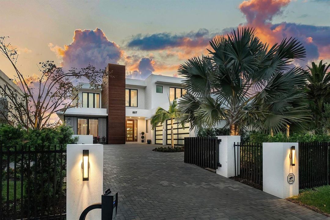 807 N Atlantic Drive - LTRE8W(7)