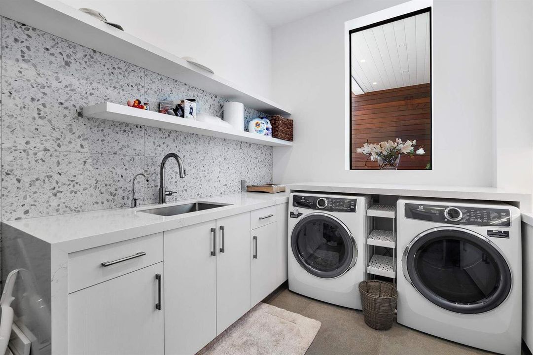807 N Atlantic Drive - LTRE8W(40)