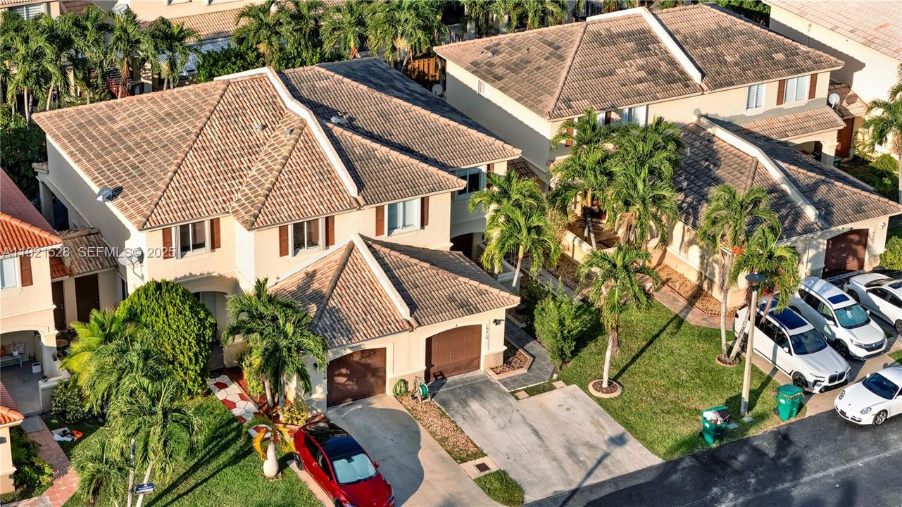 For Sale: $539,000 (3 beds, 2 baths, 1160 Square Feet)