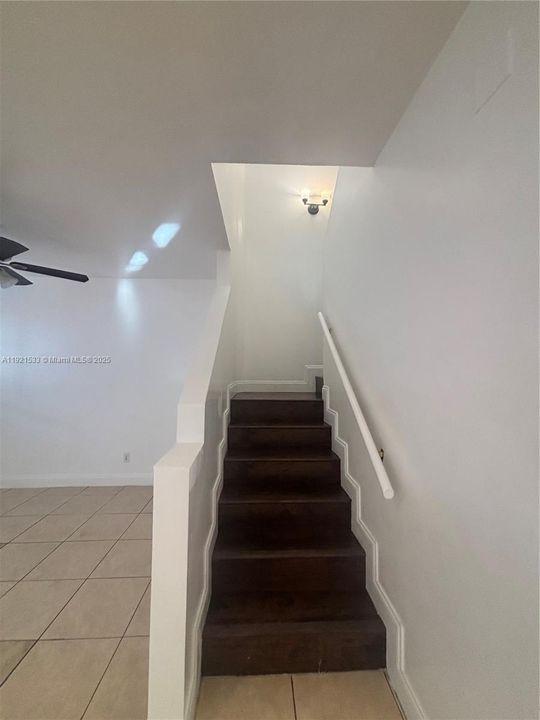 En Renta: $2,550 (3 camas, 2 baños, 1377 Pies cuadrados)