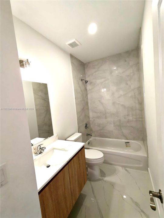 For Rent: $3,500 (4 beds, 2 baths, 0 Square Feet)