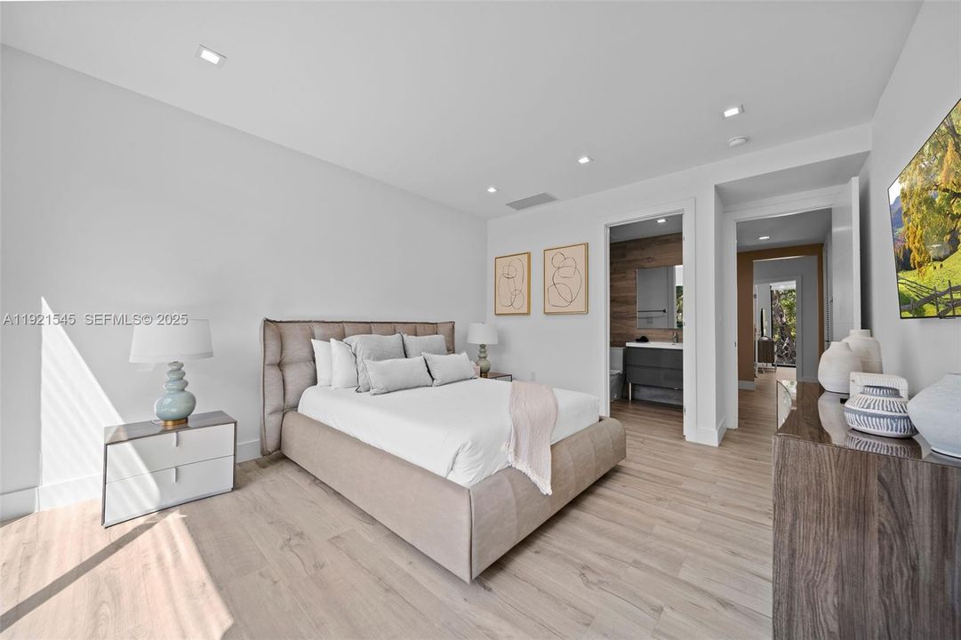 待售: $4,190,000 (5 贝兹, 5 浴室, 3005 平方英尺)