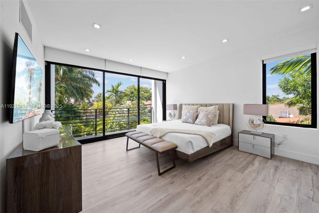 待售: $4,190,000 (5 贝兹, 5 浴室, 3005 平方英尺)