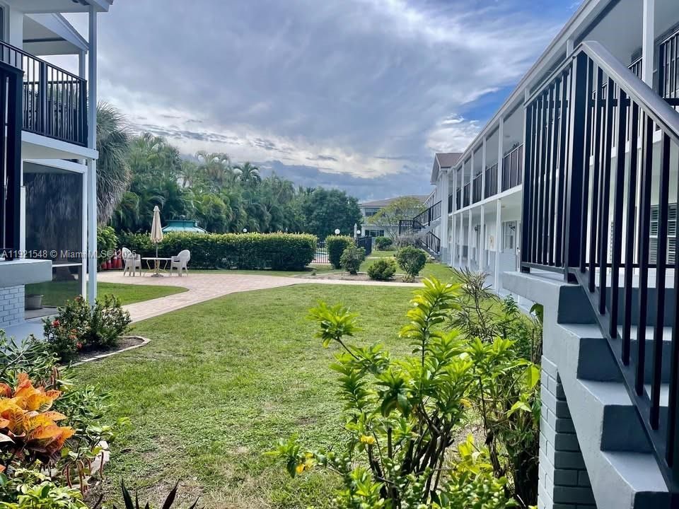 待售: $187,000 (1 贝兹, 1 浴室, 680 平方英尺)