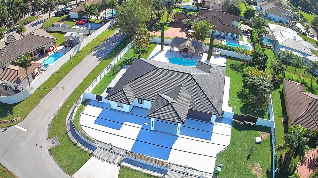 На продажу: $2,399,000 (4 спален, 3 ванн, 2654 Квадратных фут)