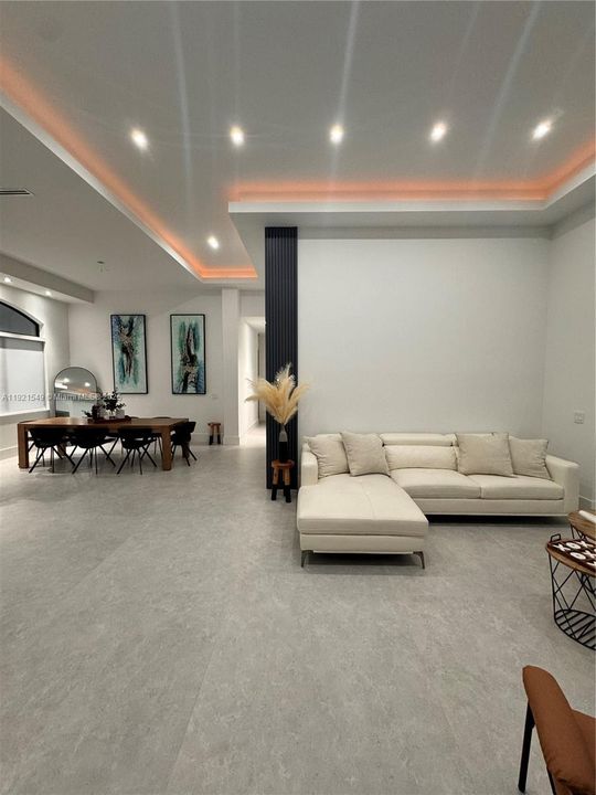 На продажу: $2,399,000 (4 спален, 3 ванн, 2654 Квадратных фут)