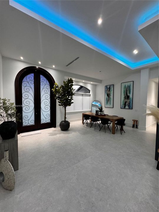 На продажу: $2,399,000 (4 спален, 3 ванн, 2654 Квадратных фут)