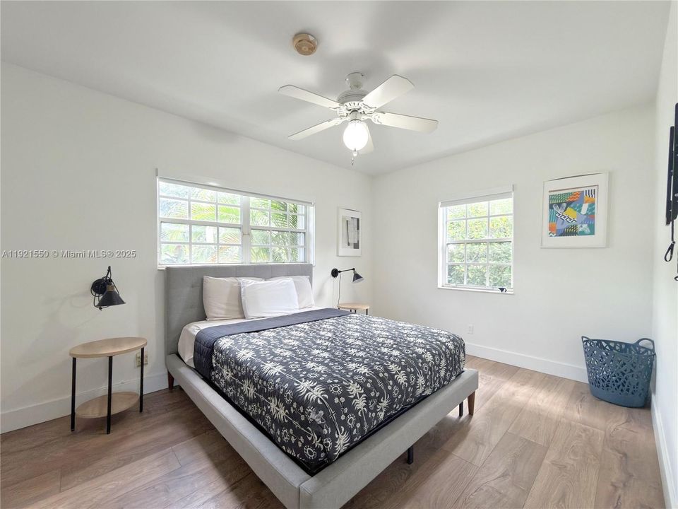 Activo con contrato: $3,200 (2 camas, 1 baños, 875 Pies cuadrados)