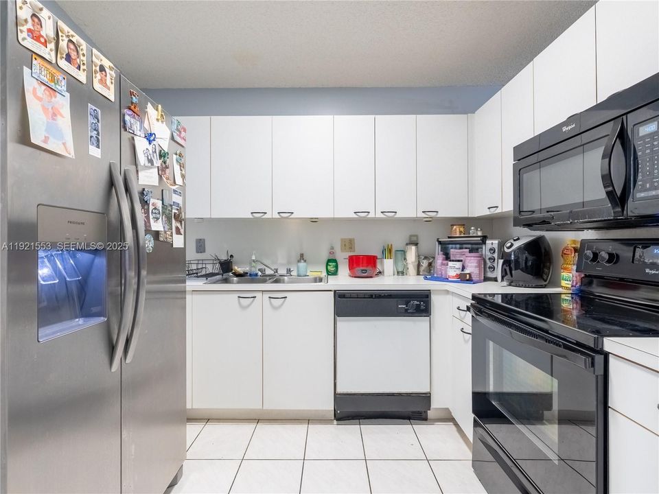 For Sale: $533,444 (3 beds, 2 baths, 0 Square Feet)