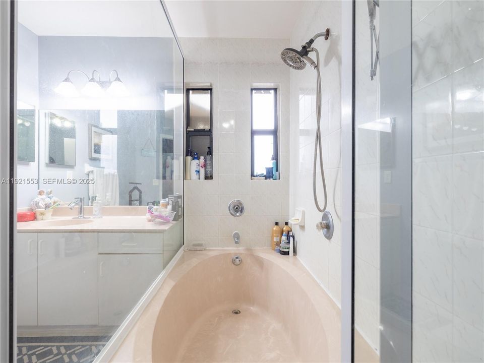 For Sale: $533,444 (3 beds, 2 baths, 0 Square Feet)