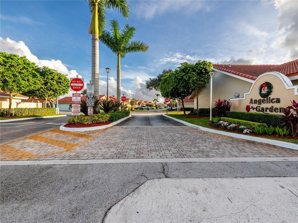 For Sale: $533,444 (3 beds, 2 baths, 0 Square Feet)