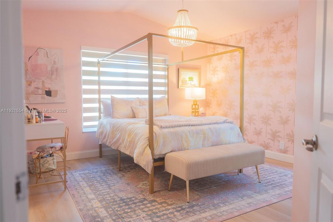 出租: $4,150 (3 贝兹, 2 浴室, 1859 平方英尺)