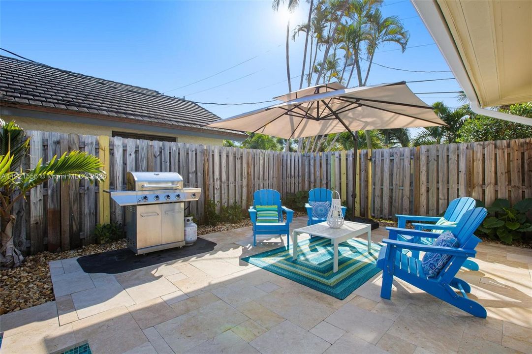 For Sale: $1,450,000 (3 beds, 2 baths, 1889 Square Feet)