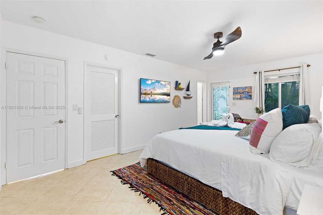 For Sale: $1,450,000 (3 beds, 2 baths, 1889 Square Feet)