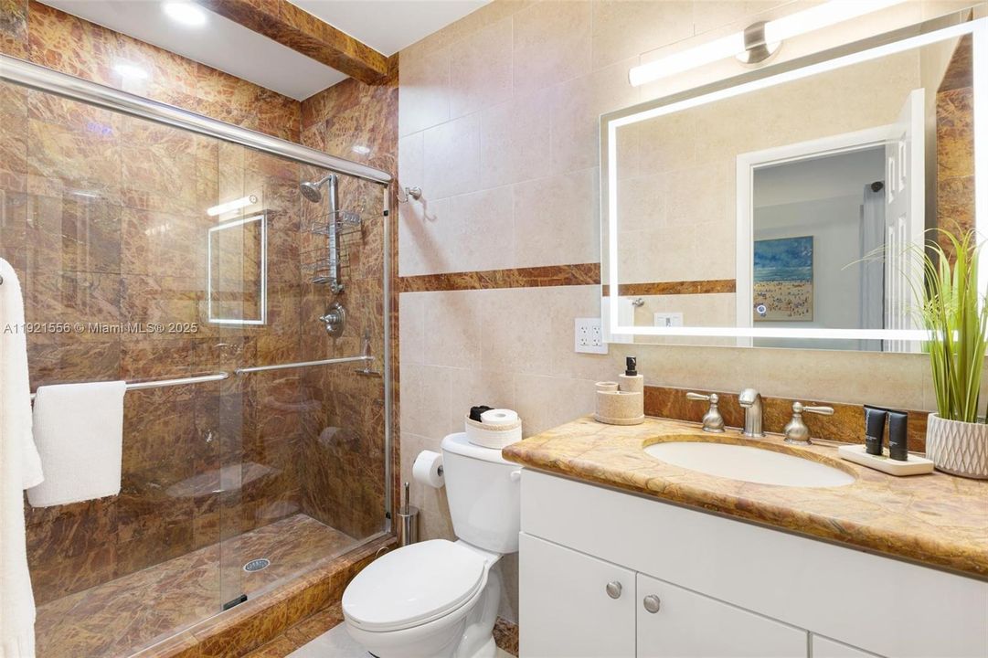 For Sale: $1,450,000 (3 beds, 2 baths, 1889 Square Feet)