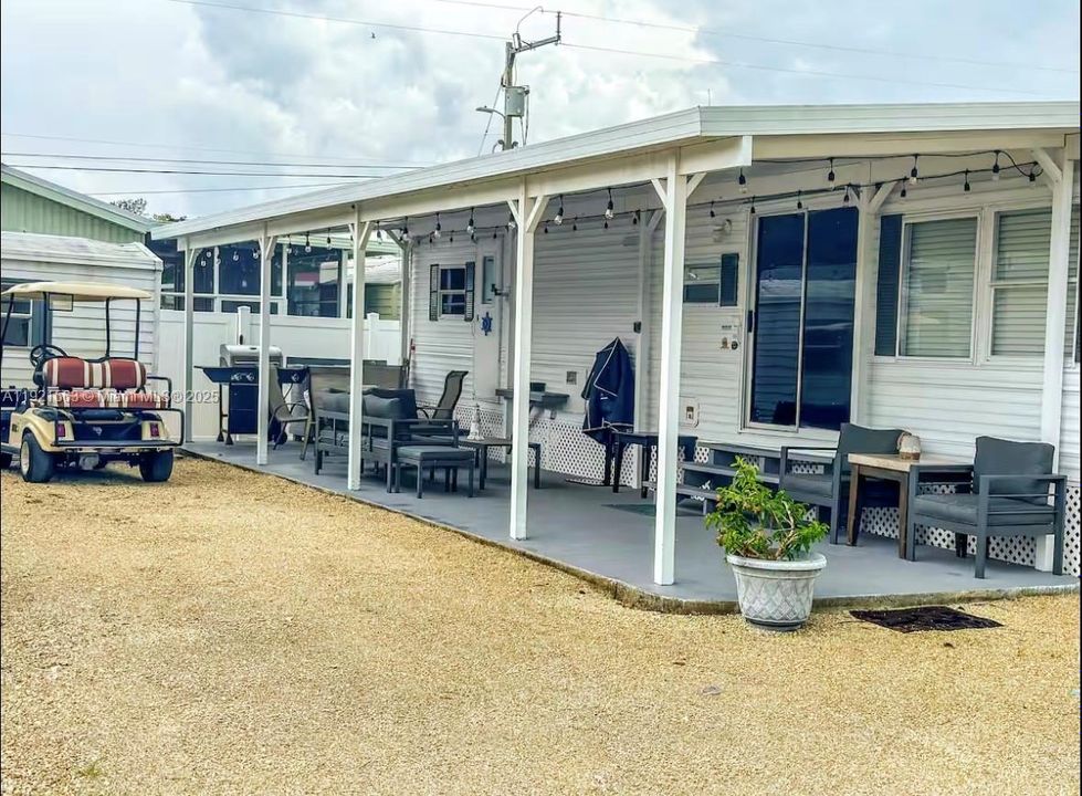 For Sale: $335,000 (2 beds, 1 baths, 0 Square Feet)