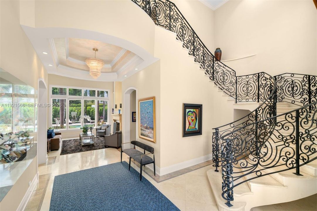 For Sale: $9,795,000 (7 beds, 8 baths, 6962 Square Feet)