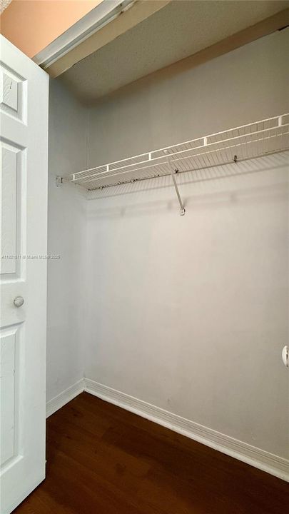 For Rent: $2,150 (2 beds, 2 baths, 1014 Square Feet)