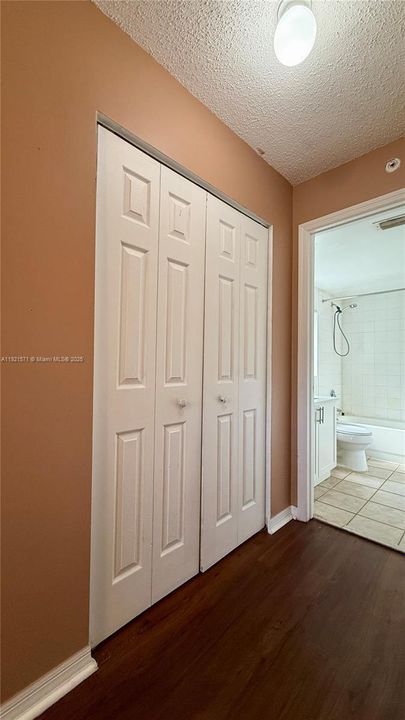 For Rent: $2,150 (2 beds, 2 baths, 1014 Square Feet)