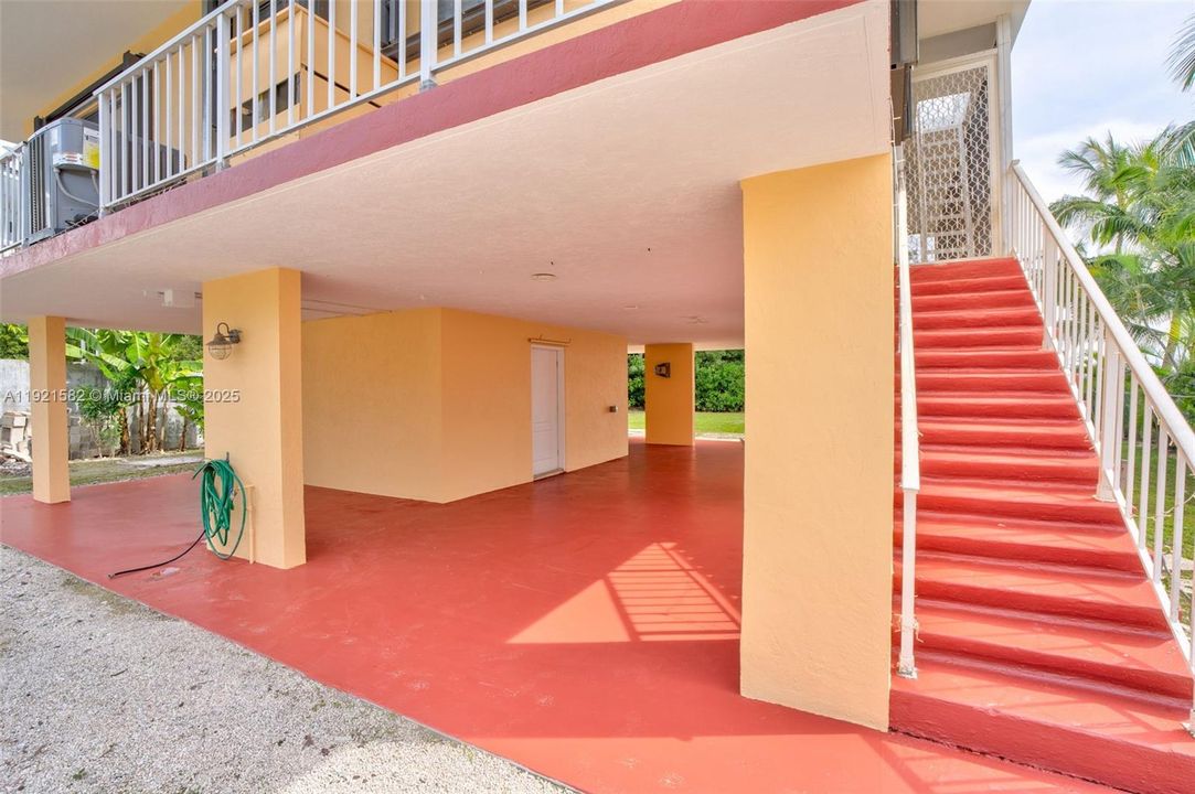 待售: $975,000 (3 贝兹, 2 浴室, 1122 平方英尺)