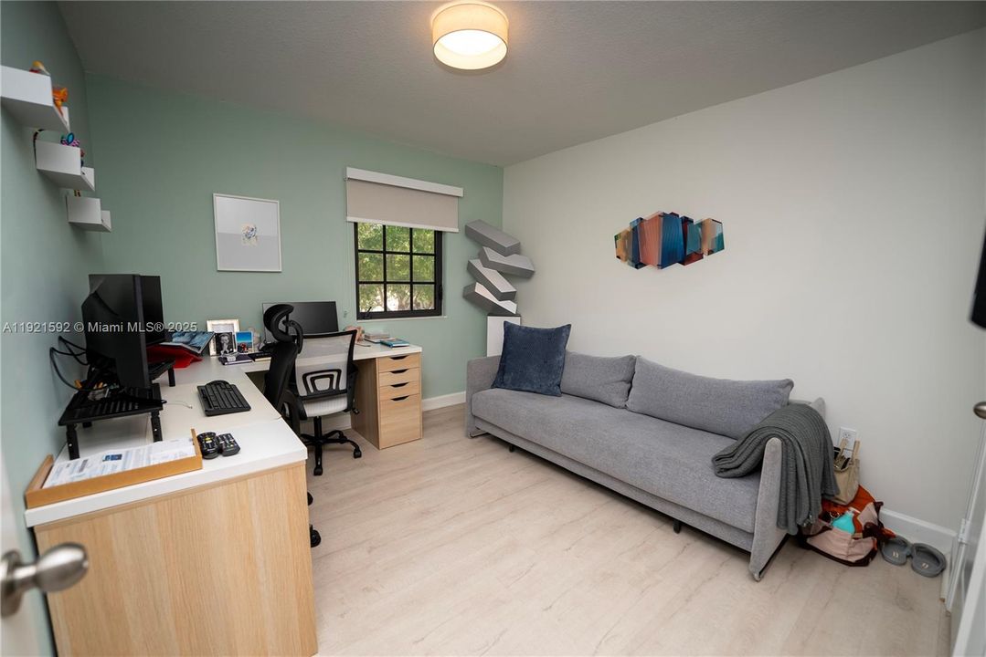 En Venta: $545,000 (3 camas, 2 baños, 1798 Pies cuadrados)