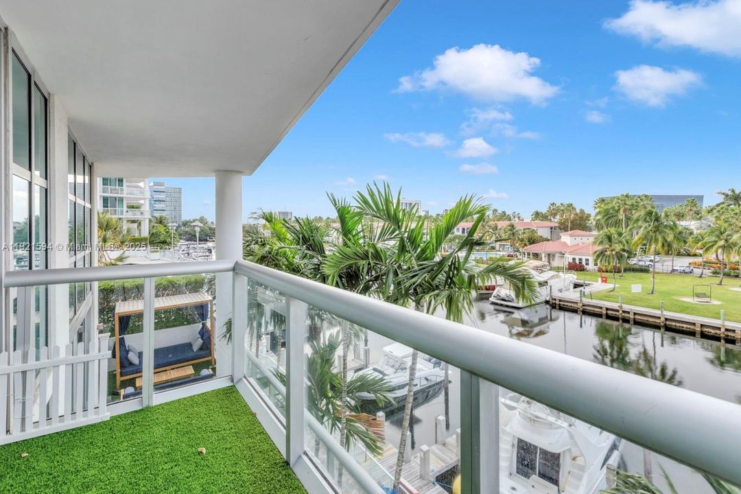 For Sale: $1,650,000 (4 beds, 4 baths, 3142 Square Feet)