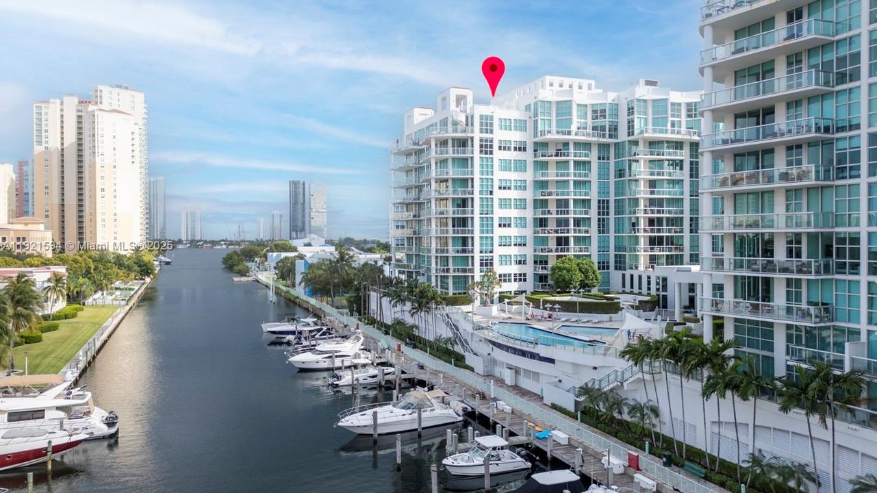 For Sale: $1,650,000 (4 beds, 4 baths, 3142 Square Feet)