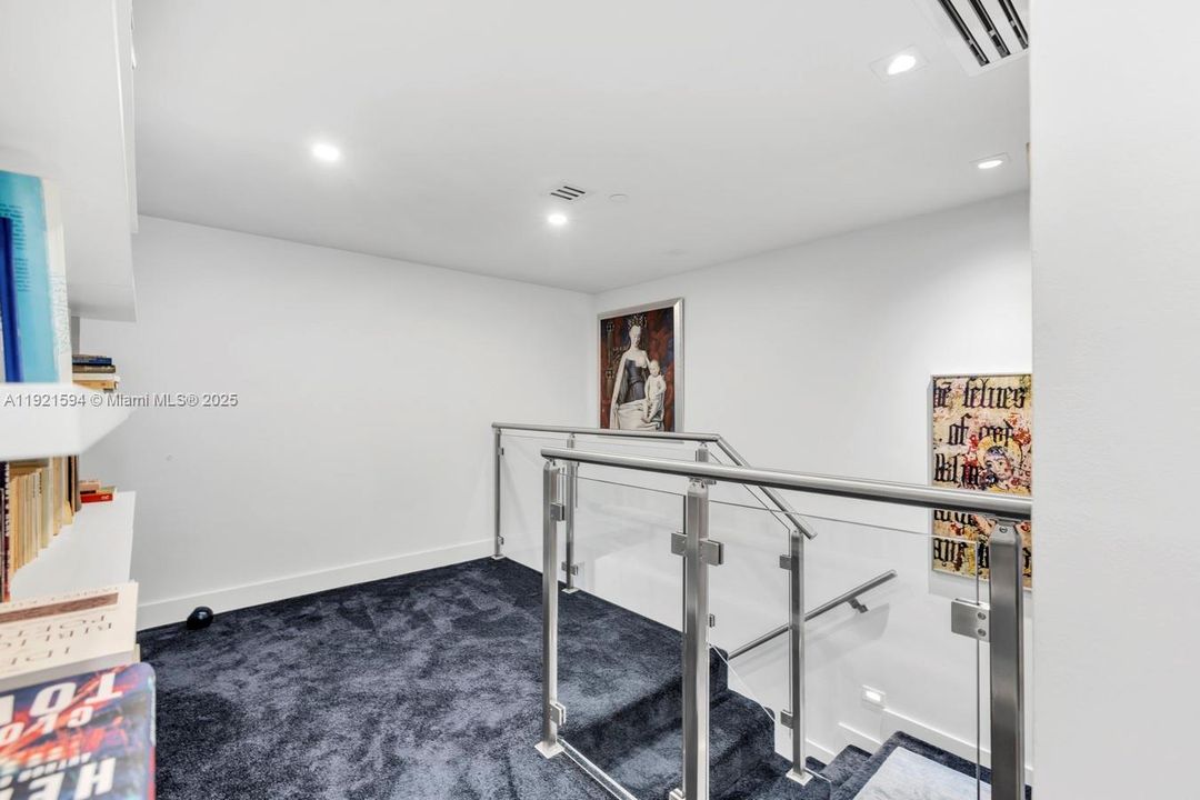 For Sale: $1,650,000 (4 beds, 4 baths, 3142 Square Feet)