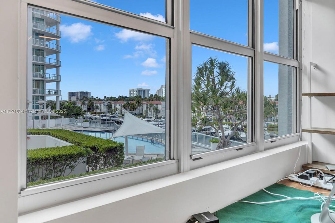 For Sale: $1,650,000 (4 beds, 4 baths, 3142 Square Feet)