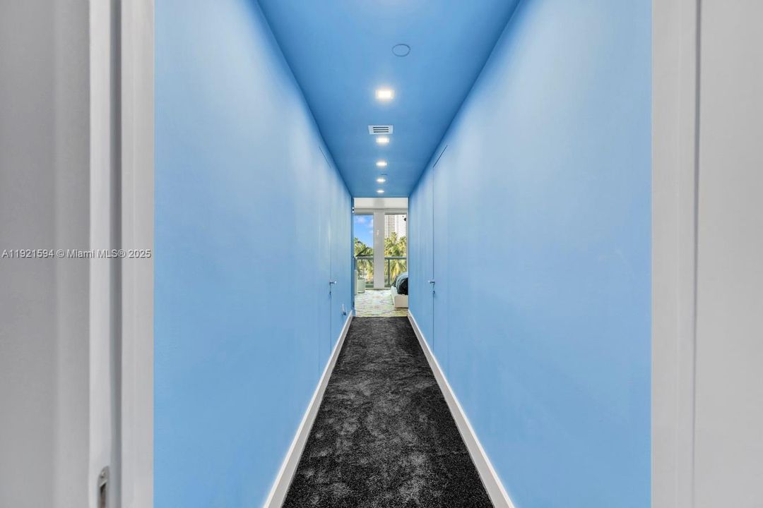 For Sale: $1,650,000 (4 beds, 4 baths, 3142 Square Feet)