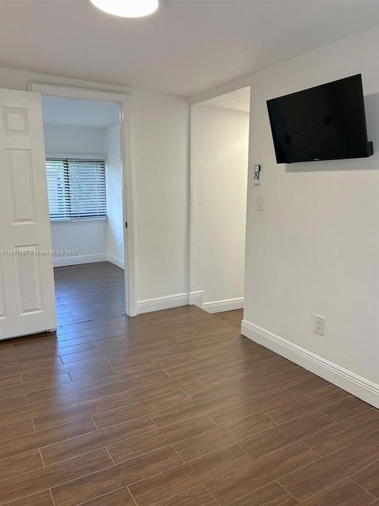 For Sale: $739,900 (0 beds, 0 baths, 1715 Square Feet)