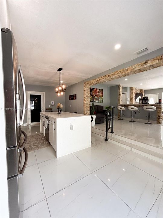 For Sale: $750,000 (4 beds, 3 baths, 2148 Square Feet)